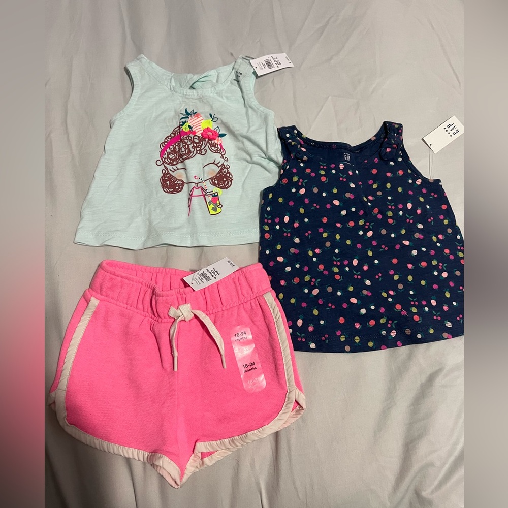 Baby Gap Girls 3 pieces NWT